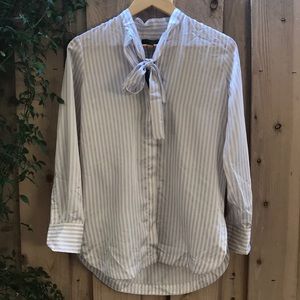Banana Republic button down blouse
